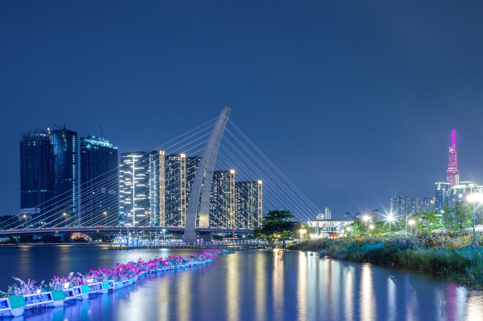 Thu Thiem 2 Bridge in Ho Chi Minh in Vietnam at Night